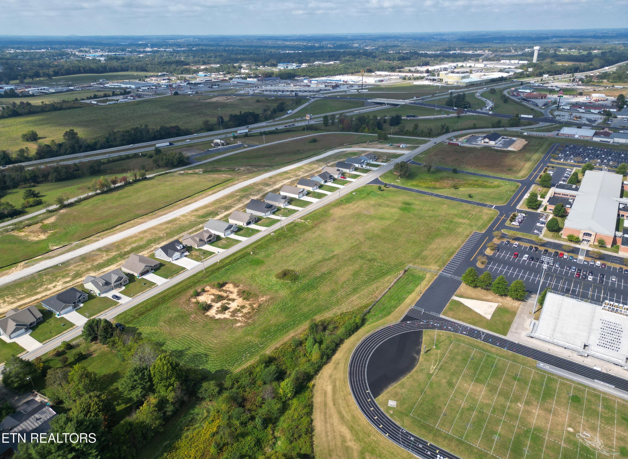 3 Cook Road Crossville, TN 38571 - Photo 10 of 19 a view of a pool with a lake view