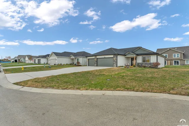 $387,000 | 2620 East 26th Street, Lawrence, KS 66046