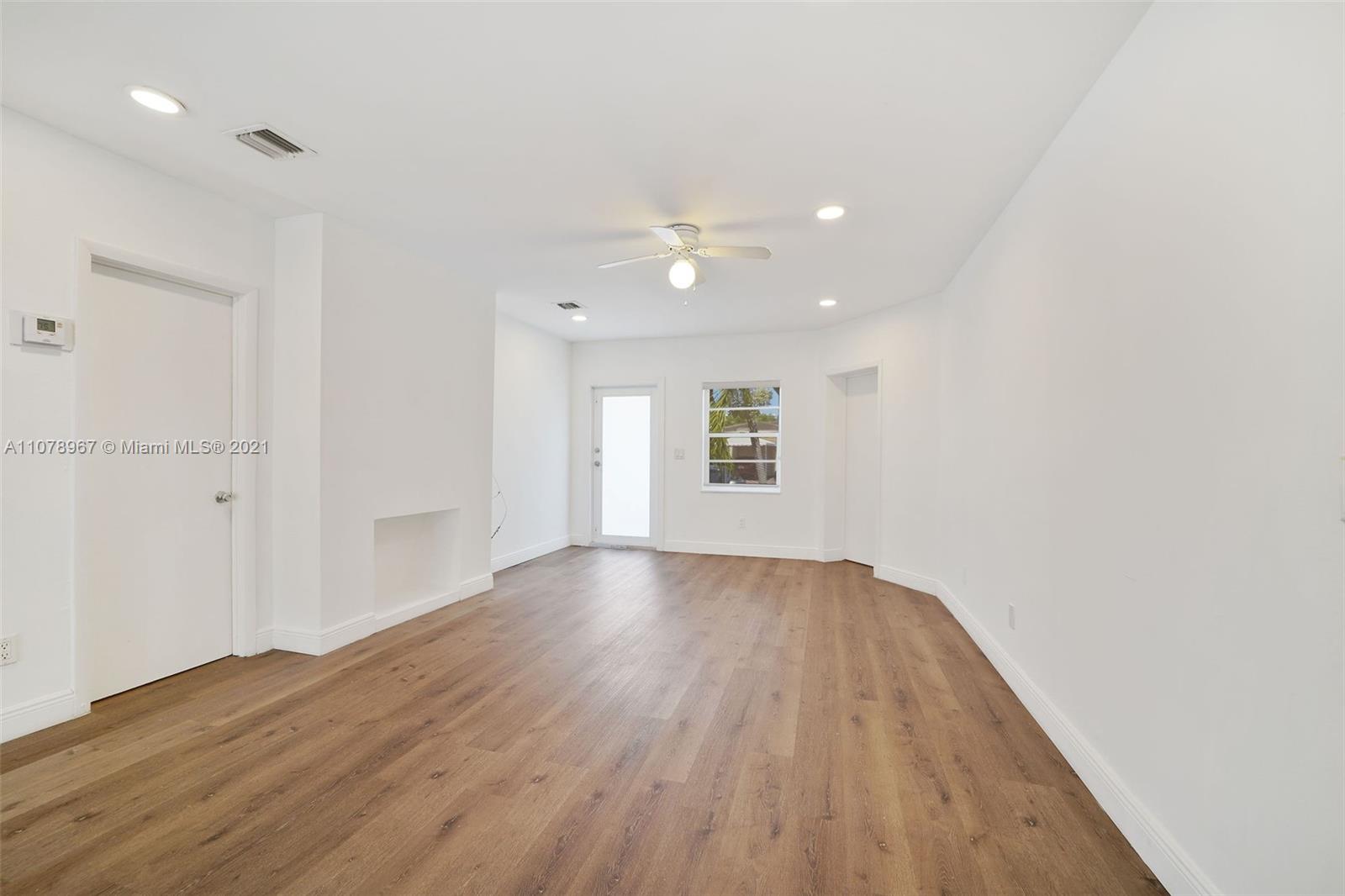 9224 Dickens Avenue Surfside, FL 33154 - Photo 12 of 23