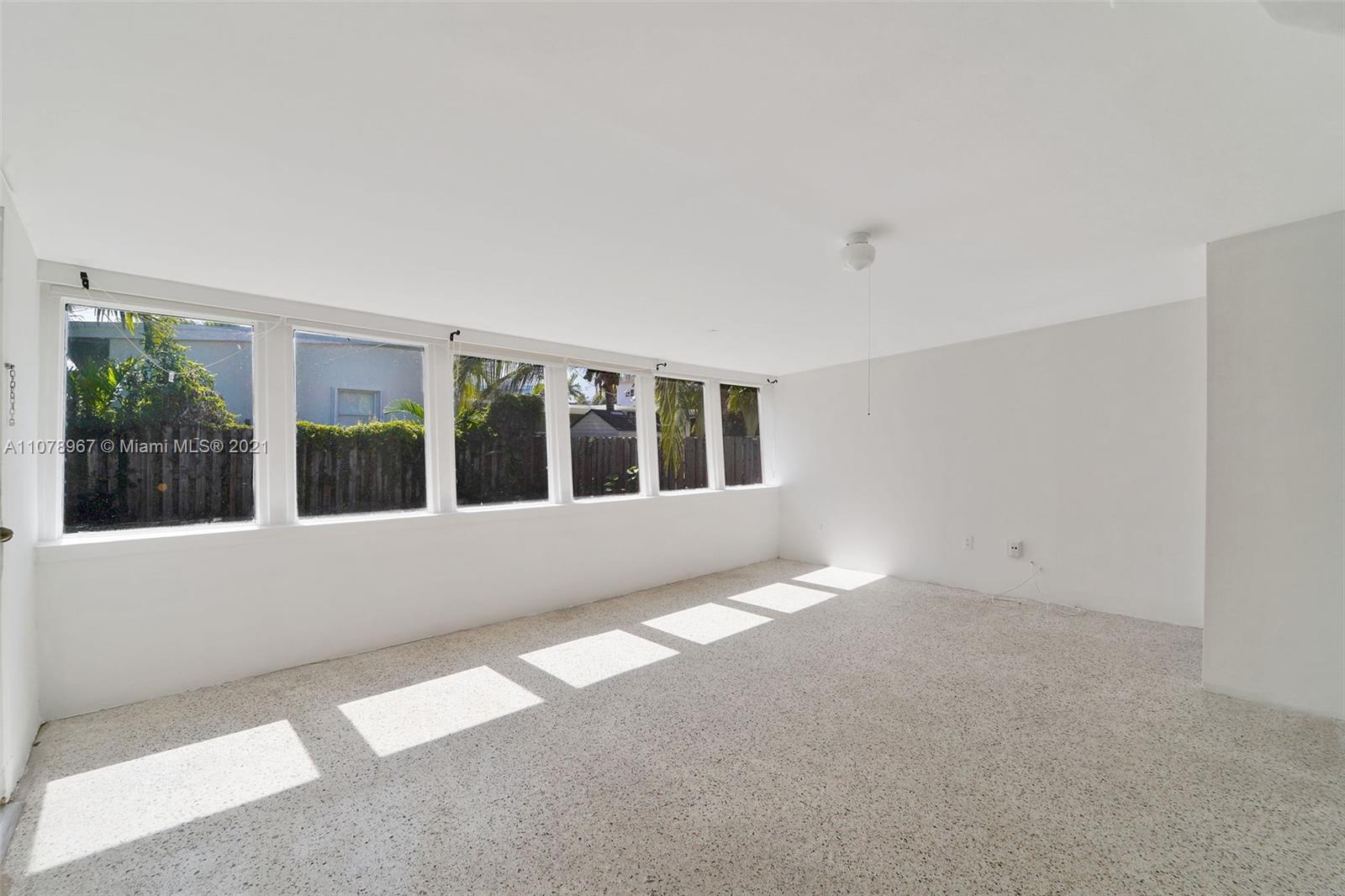 9224 Dickens Avenue Surfside, FL 33154 - Photo 13 of 23