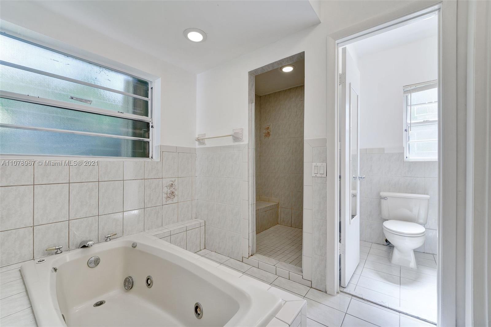 9224 Dickens Avenue Surfside, FL 33154 - Photo 17 of 23