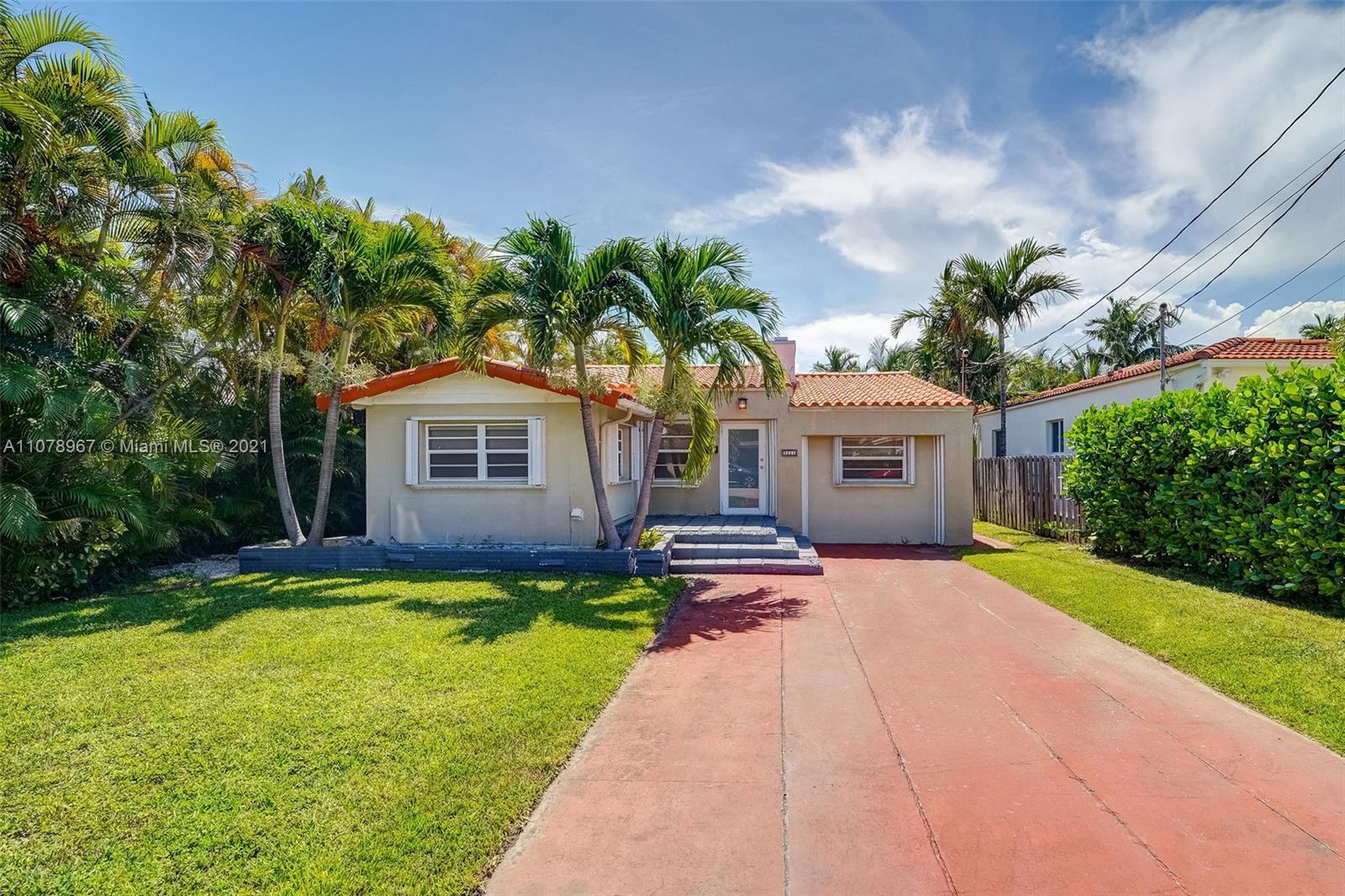 9224 Dickens Avenue Surfside, FL 33154 - Photo 2 of 23