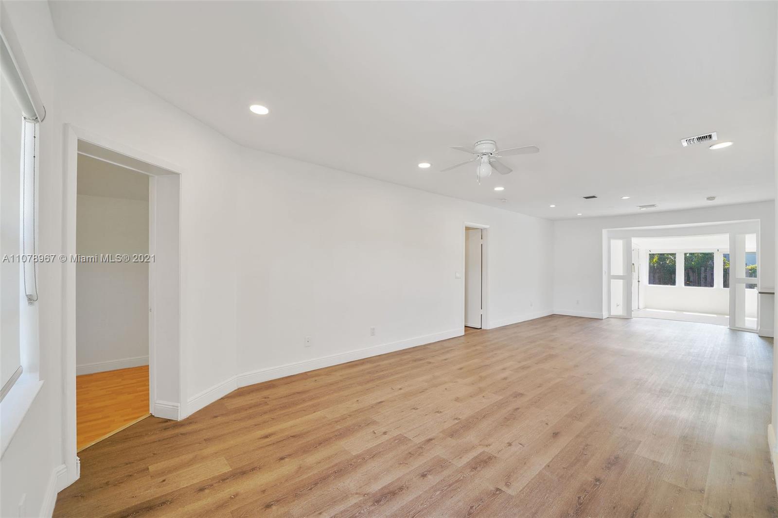 9224 Dickens Avenue Surfside, FL 33154 - Photo 5 of 23