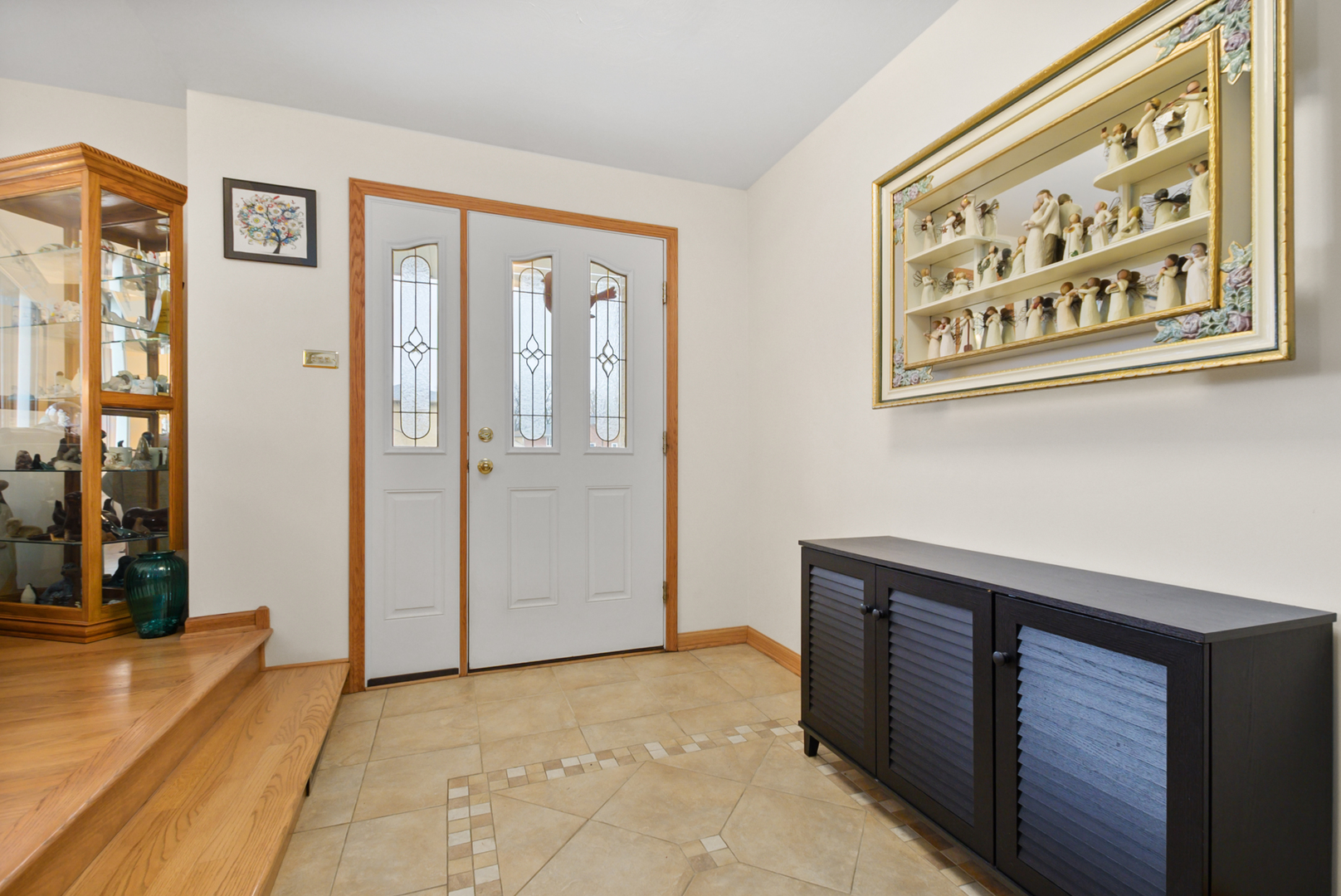 15329 Oak Road Oak Forest, IL 60452 - Photo 2 of 26