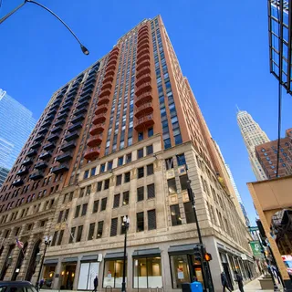 $2,195 | 208 West Washington Street, Unit 1002, Chicago, IL 60606