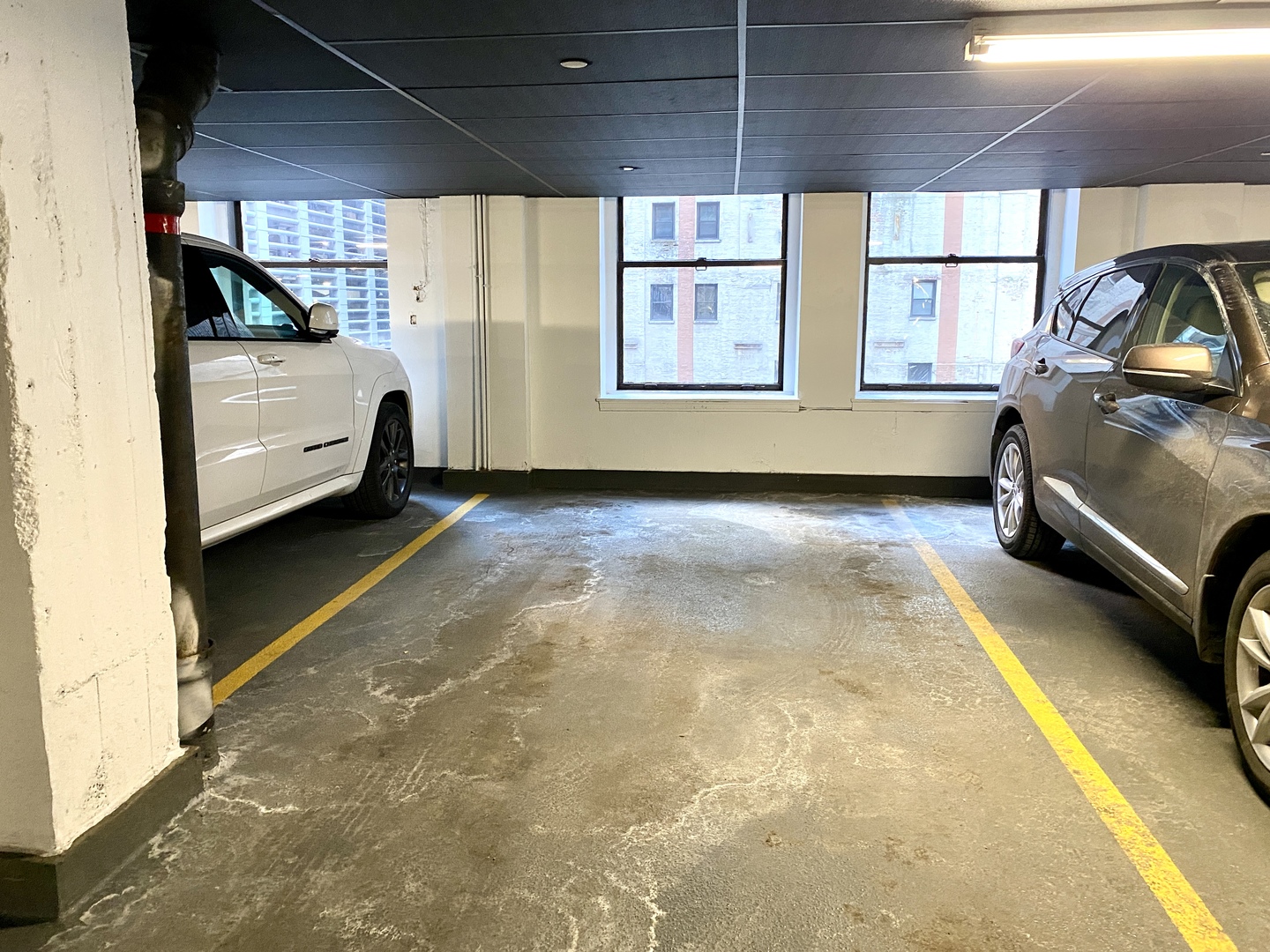 208 West Washington Street, Unit 1002 Chicago, IL 60606 - Photo 18 of 19