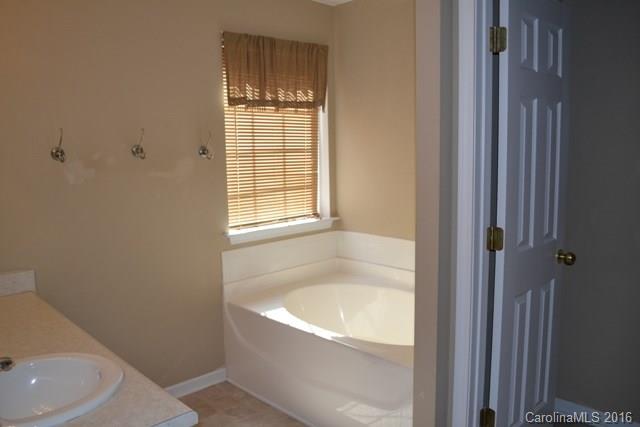 3024 Rocket Road Rock Hill, SC 29732 - Photo 9 of 14 Gallery Image 9
