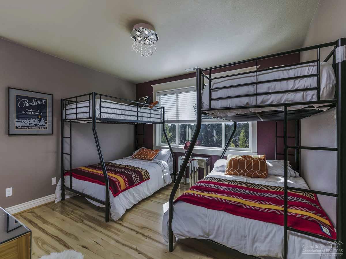 64415 Hunnell Road Bend, OR 97703 - Photo 15 of 25 Additional Photo
