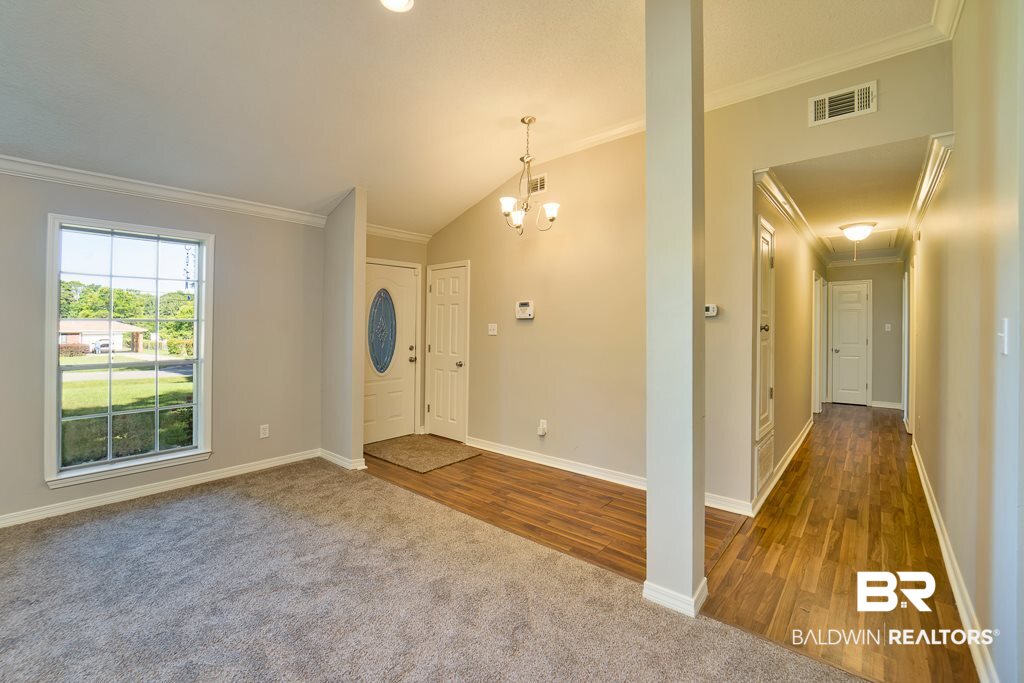 3260 Graham Road North Mobile, AL 36618 - Photo 4 of 21