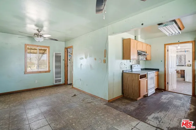 $199,000 | 45611 250th Street East, Lancaster, CA 93535