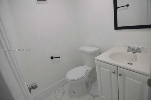 $2,500 | 6780 West 2nd Court, Unit 212, Hialeah, FL 33012