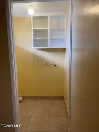 $2,300 | 2004 Oldfield Street, Unit B, Lancaster, CA 93536