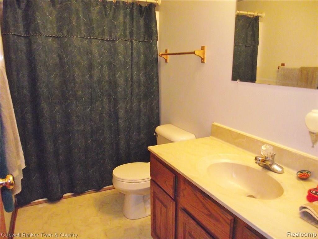 19115 Weller Road Gregory, MI 48137 - Photo 11 of 27 DSCF7612.JPG