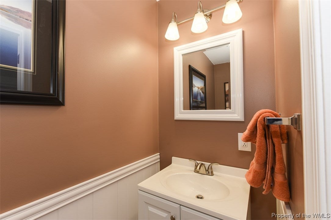 1210 Dare Road Yorktown, VA 23692 - Photo 14 of 24 Gallery Image 14
