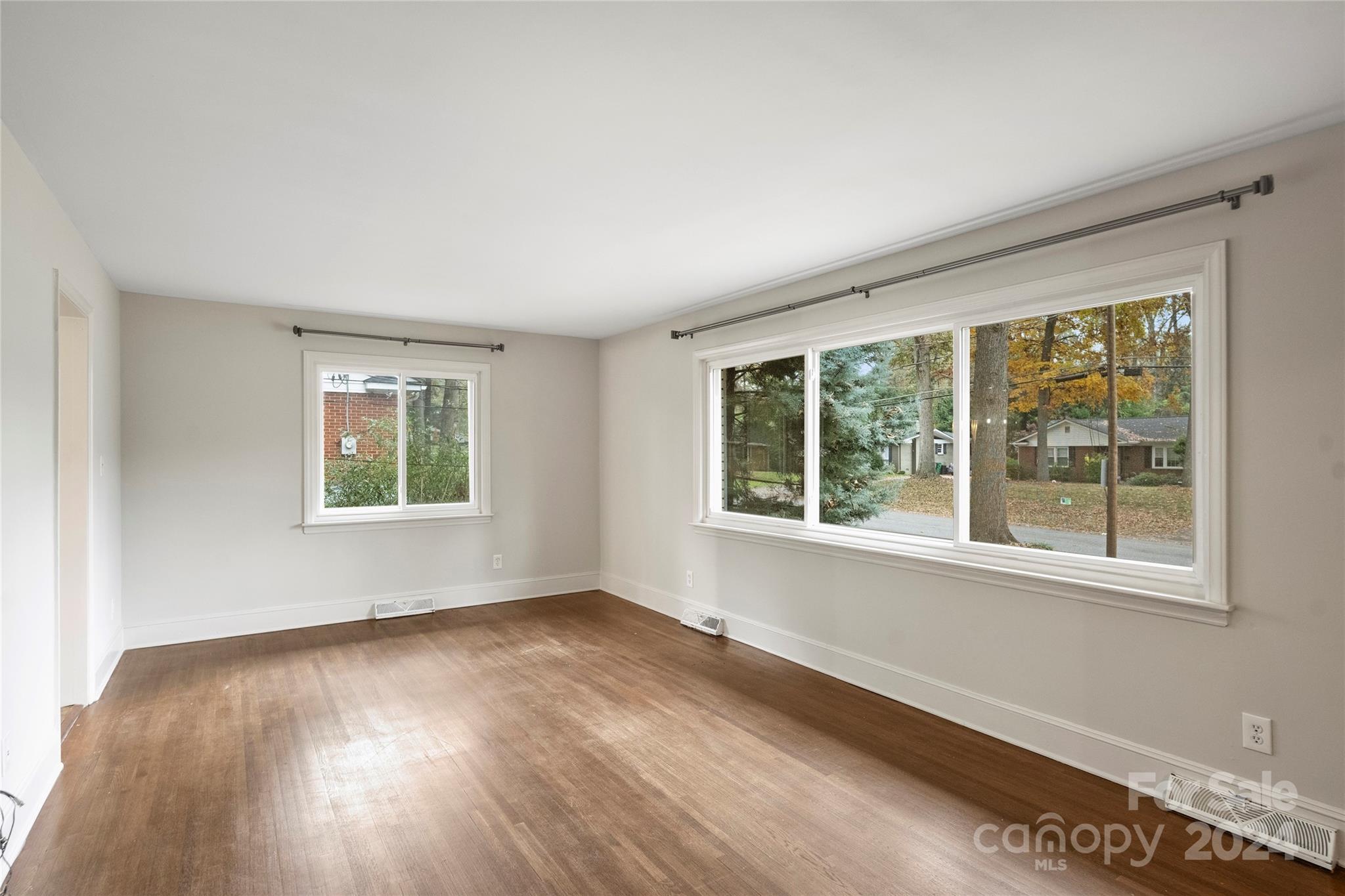 5328 Seacroft Road Charlotte, NC 28210 - Photo 13 of 40 Gallery Image 13