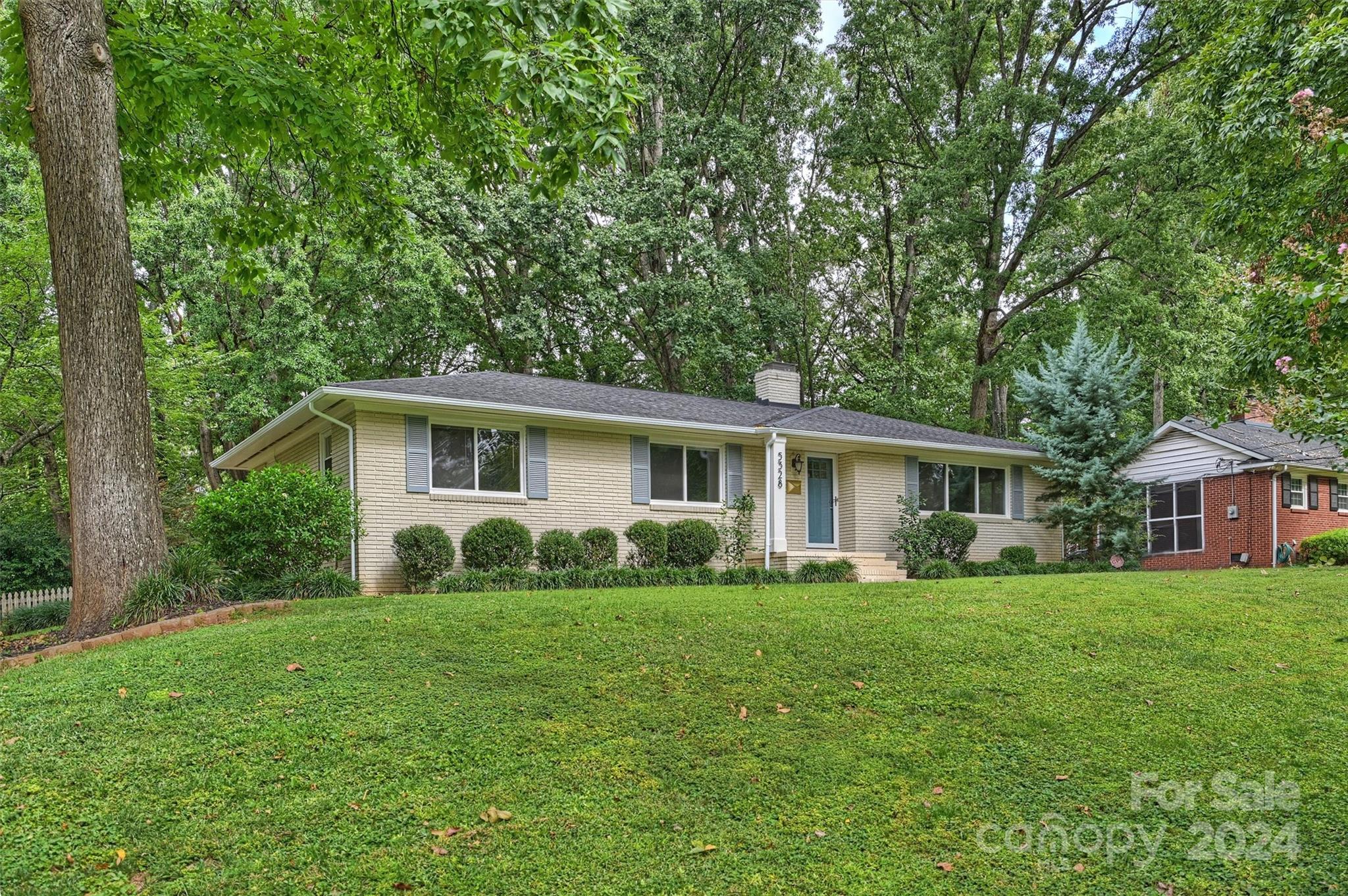 5328 Seacroft Road Charlotte, NC 28210 - Photo 8 of 40 Gallery Image 8