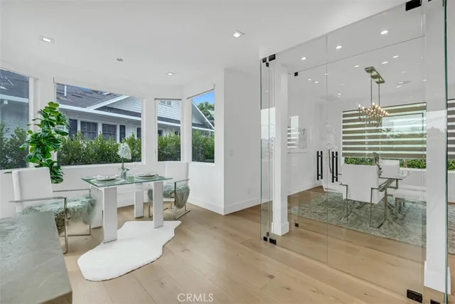 $2,995,000 | 430 West Kenneth Road, Glendale, CA 91202