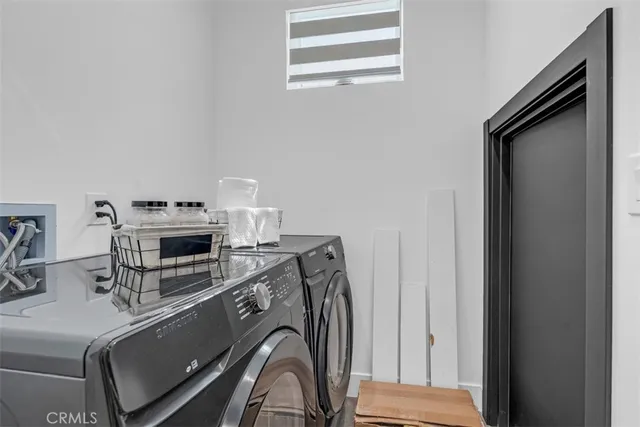 $2,995,000 | 430 West Kenneth Road, Glendale, CA 91202