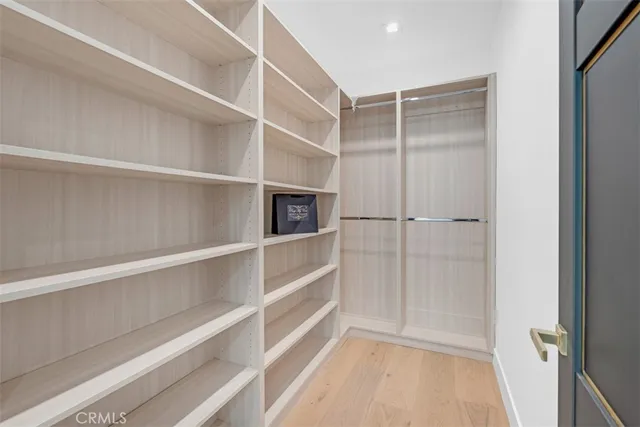 $2,995,000 | 430 West Kenneth Road, Glendale, CA 91202