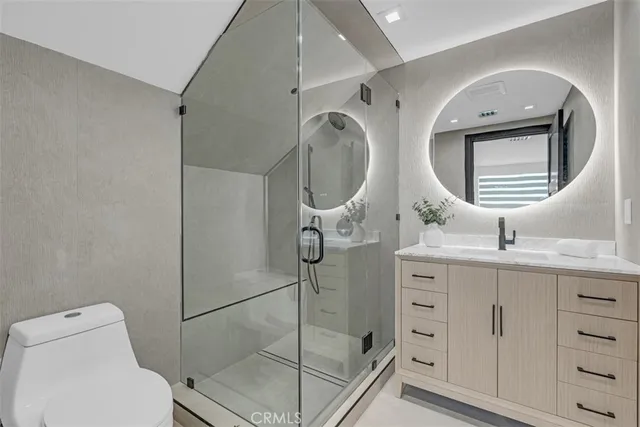 $2,995,000 | 430 West Kenneth Road, Glendale, CA 91202