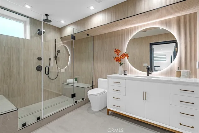 $2,995,000 | 430 West Kenneth Road, Glendale, CA 91202