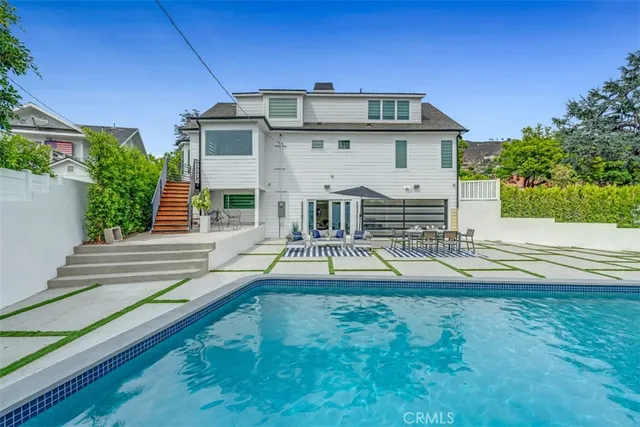 $2,995,000 | 430 West Kenneth Road, Glendale, CA 91202