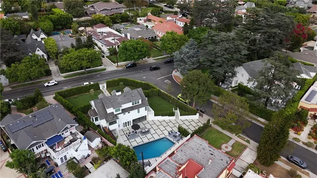$2,995,000 | 430 West Kenneth Road, Glendale, CA 91202