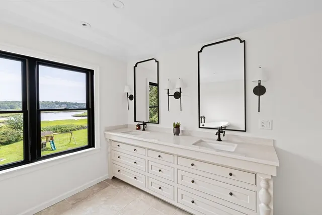 $4,489,000 | 392 South Main Street, Cohasset, MA 02025