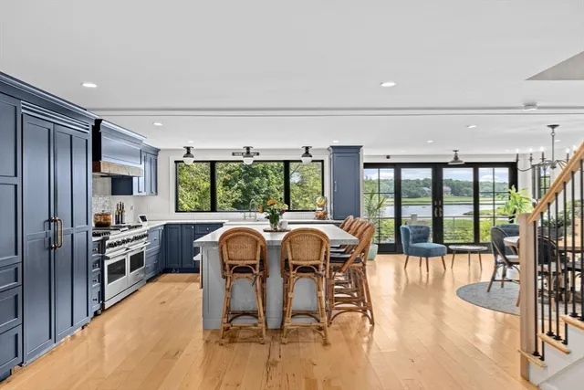 a bathroom with a toilet