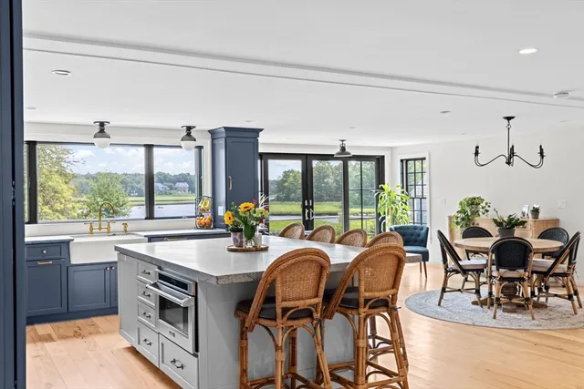 $4,489,000 | 392 South Main Street, Cohasset, MA 02025