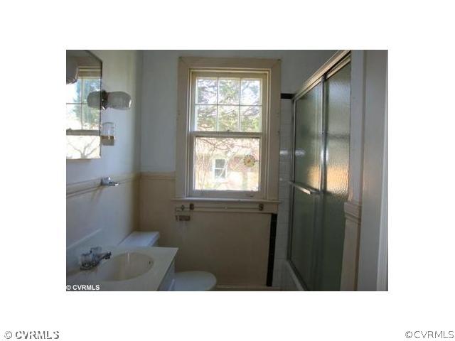 25111 Cox Road Petersburg, VA 23803 - Photo 7 of 10 Other - 1st Floor Bathroom