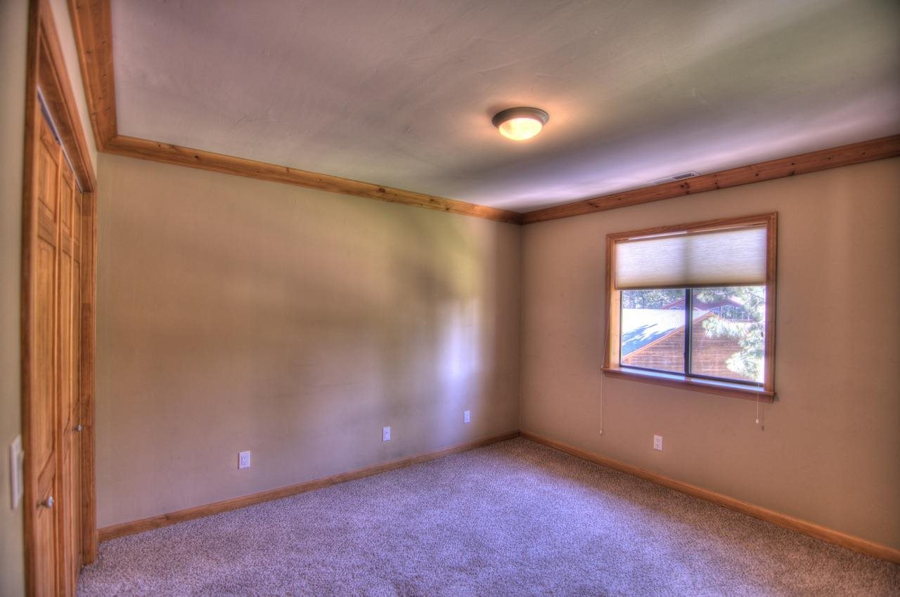 11899 Frond Road Truckee, CA 96161 - Photo 8 of 14 Gallery Image 8