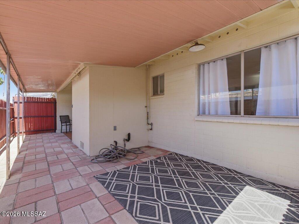 492 North Silverbell Road Tucson, AZ 85745 - Photo 28 of 33