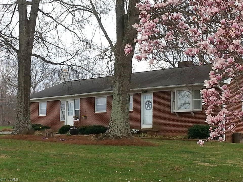 2521 Chestnut Grove Road King, NC 27021 - Photo 1 of 16