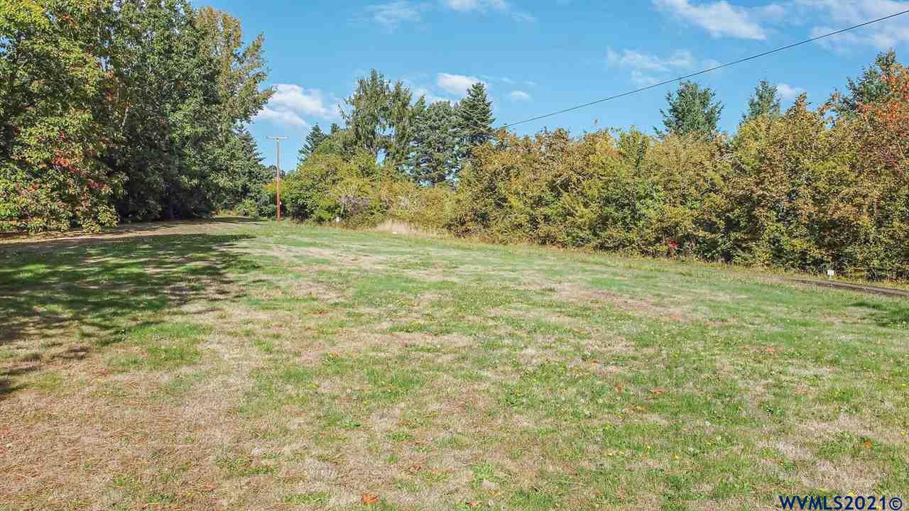 5855 Southwest West Hills Road Corvallis, OR 97333 - Photo 5 of 11 Gallery Image 5