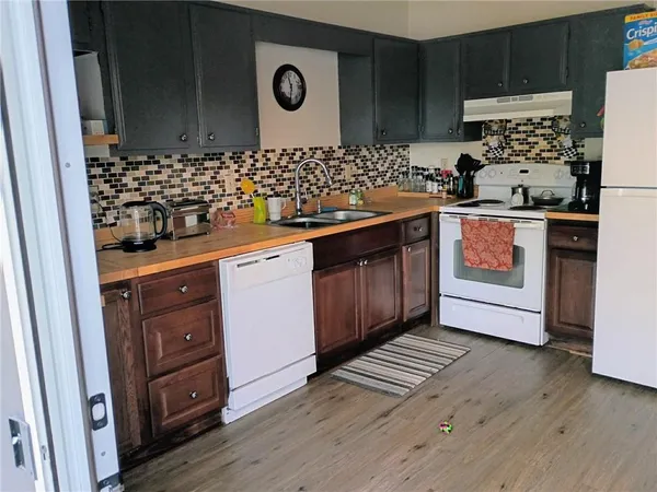 $157,000 | 8462 Lane Drive, Raytown, MO 64138