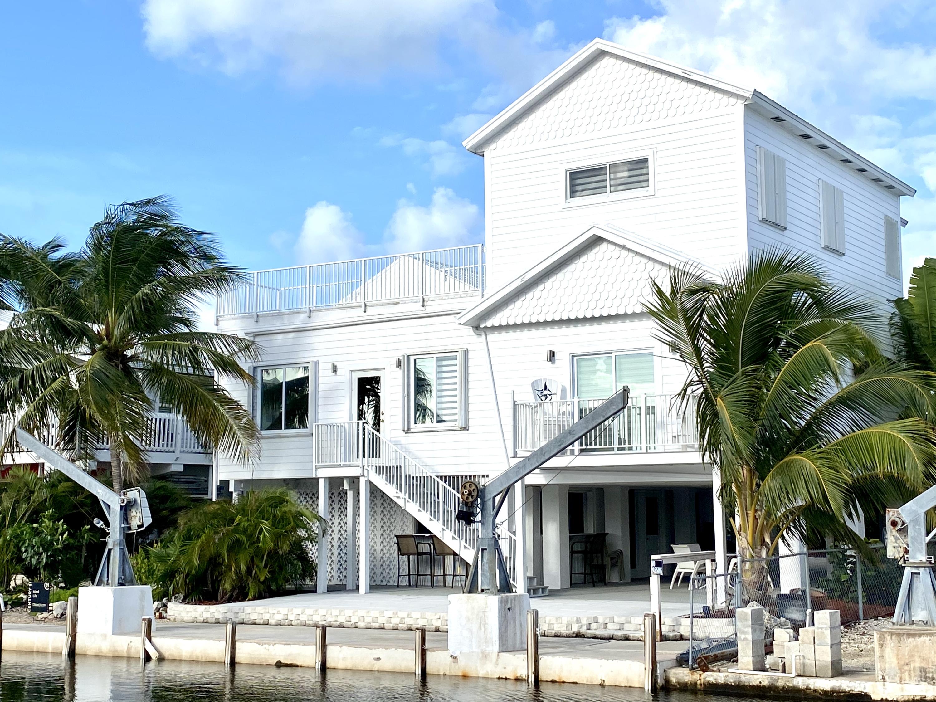 347 Blackbeard Road Summerland Key, FL 33042 - Photo 5 of 30 Back