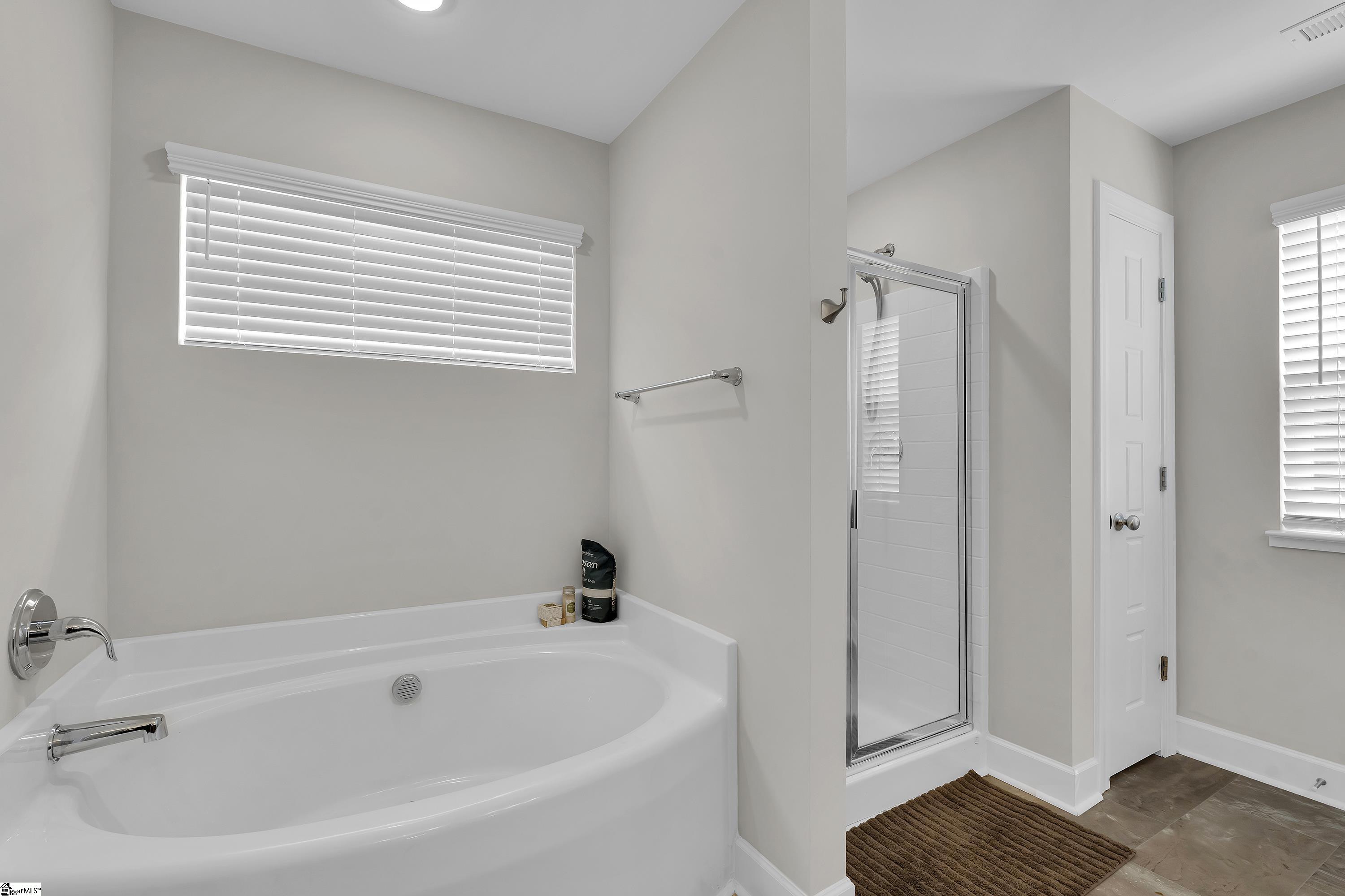 311 Hollenbeck Place Greenville, SC 29607 - Photo 14 of 24