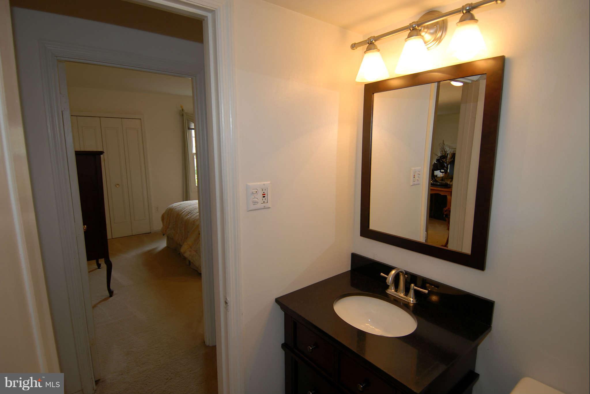 2403 Jackstay Terrace Reston, VA 20191 - Photo 17 of 30 Bath