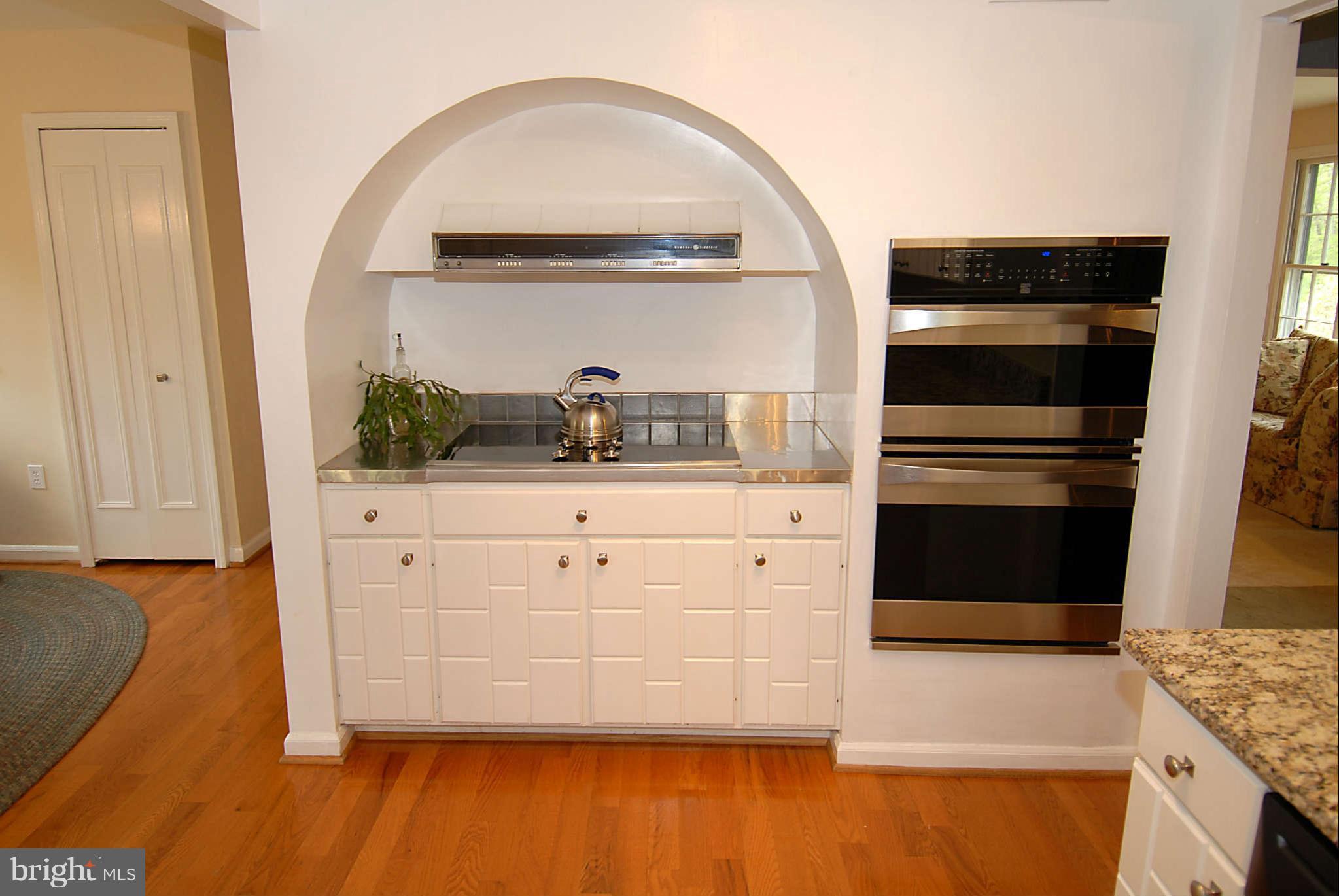 2403 Jackstay Terrace Reston, VA 20191 - Photo 21 of 30 Kitchen