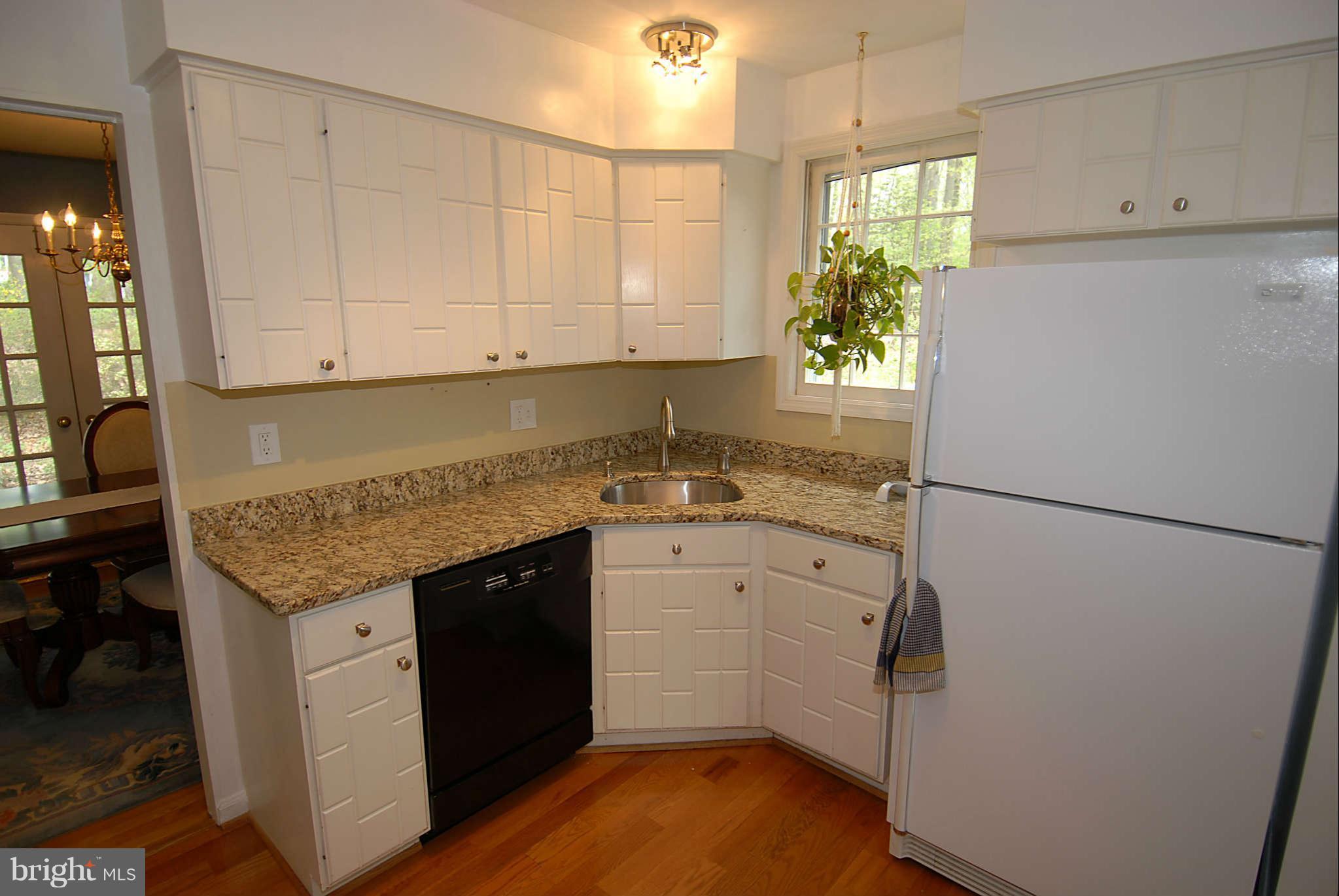 2403 Jackstay Terrace Reston, VA 20191 - Photo 8 of 30 Kitchen