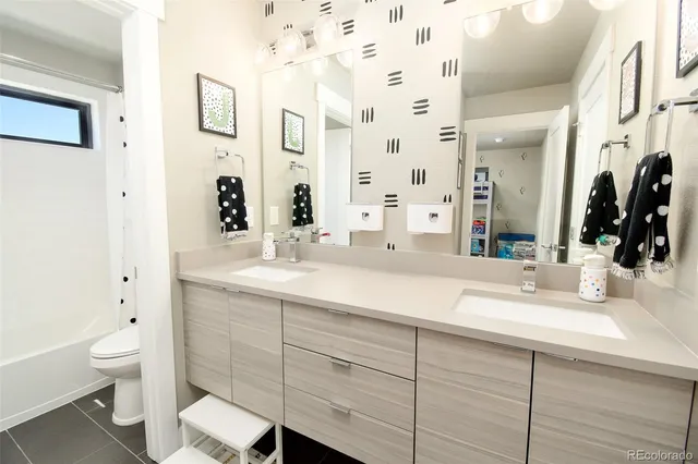 a view of a storage & utility room