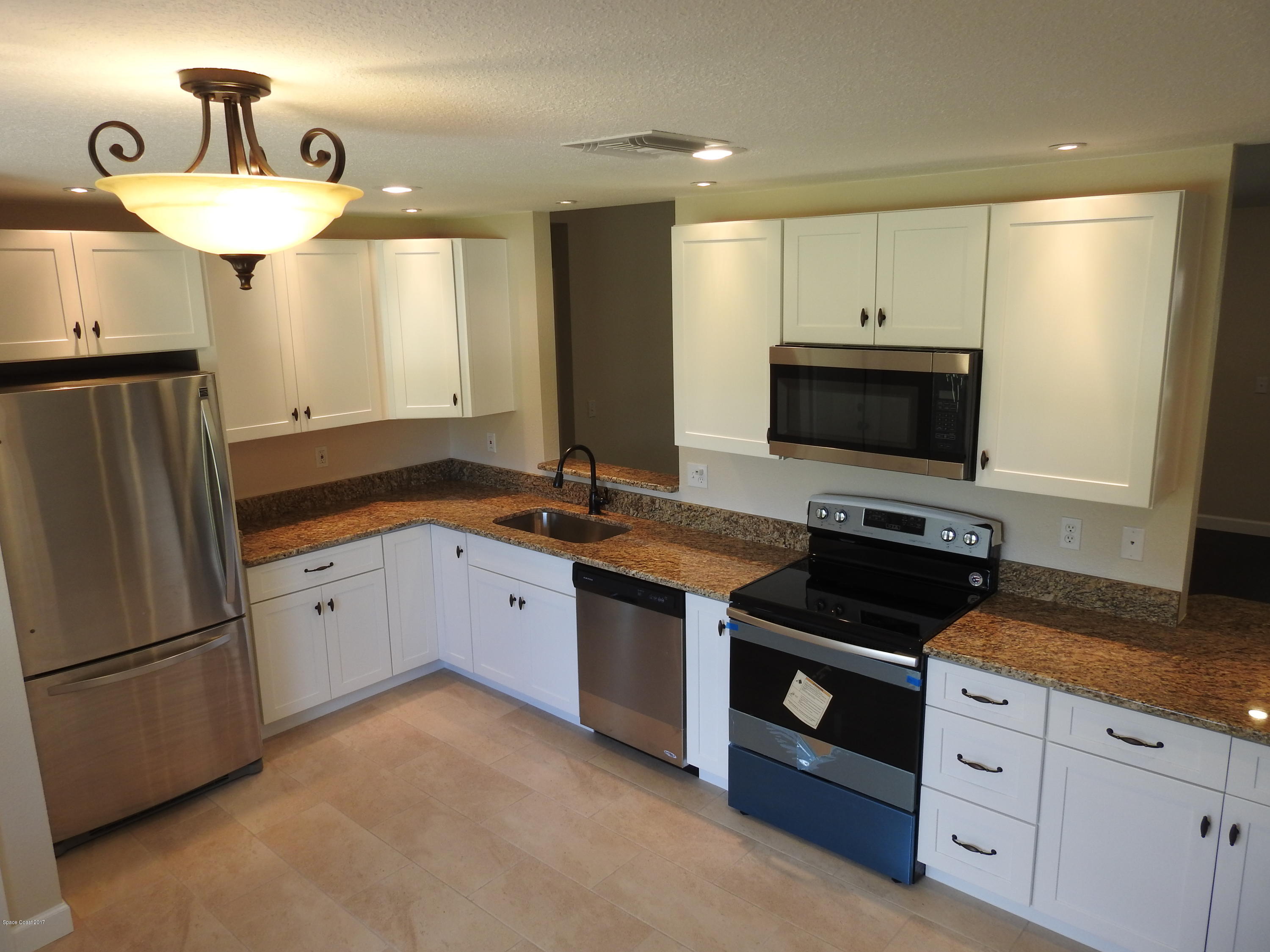 230 Rios Circle Southeast Palm Bay, FL 32909 - Photo 11 of 41 DSCN0918