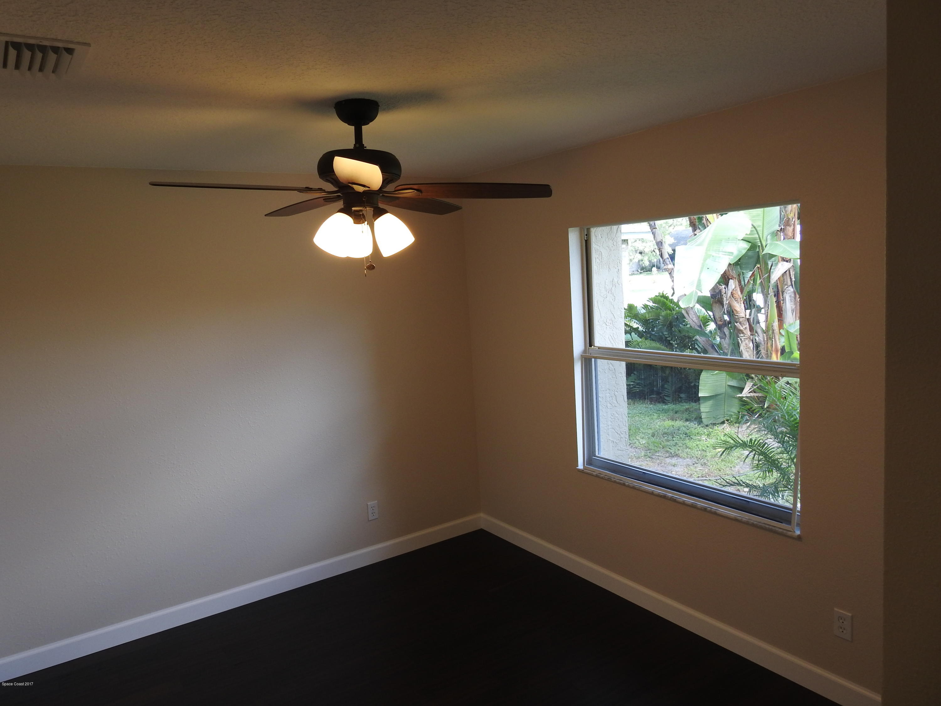 230 Rios Circle Southeast Palm Bay, FL 32909 - Photo 13 of 41 DSCN0927