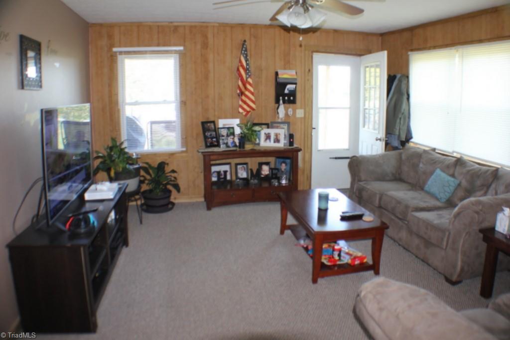 113 McCraw Road Dobson, NC 27017 - Photo 6 of 20 Gallery Image 6