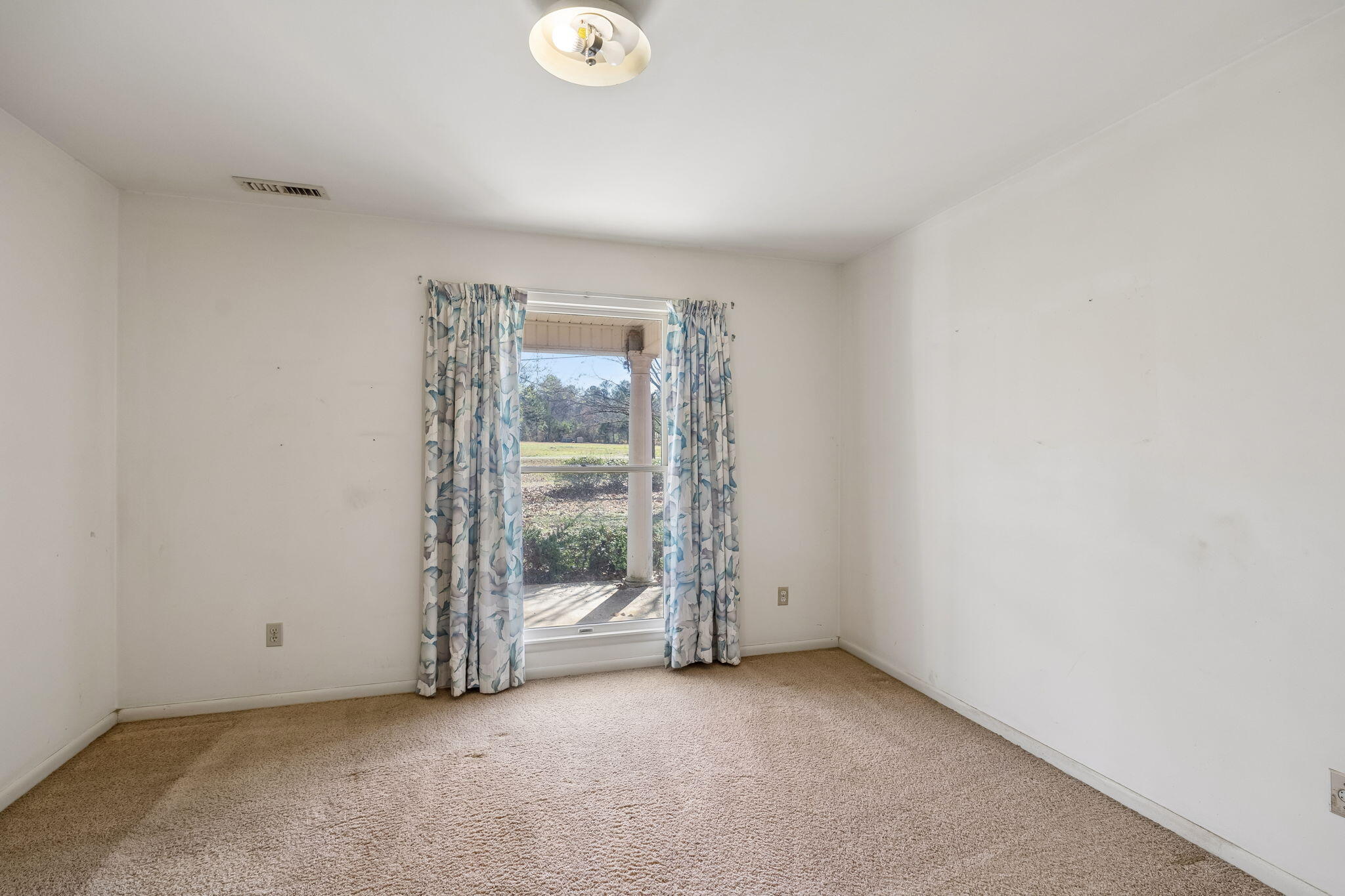 766 Bowling Alley Road Manchester, TN 37355 - Photo 26 of 57 29-766 Bowling Alley Rd - 029