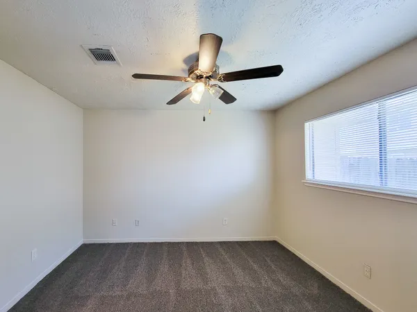 $1,295 | 10059 Emerald Creek Drive, Houston, TX 77070