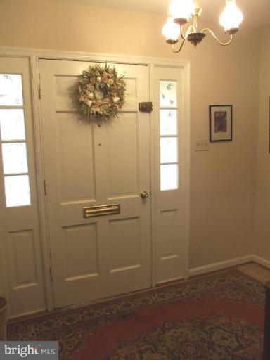 9722 Fernwood Road Bethesda, MD 20817 - Photo 2 of 24 Entrance / Foyer