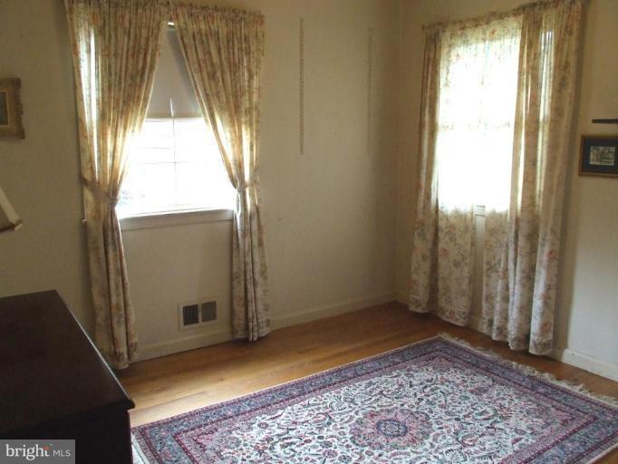 9722 Fernwood Road Bethesda, MD 20817 - Photo 15 of 24 Bedroom #2
