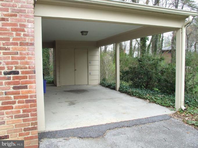 9722 Fernwood Road Bethesda, MD 20817 - Photo 24 of 24 Carport